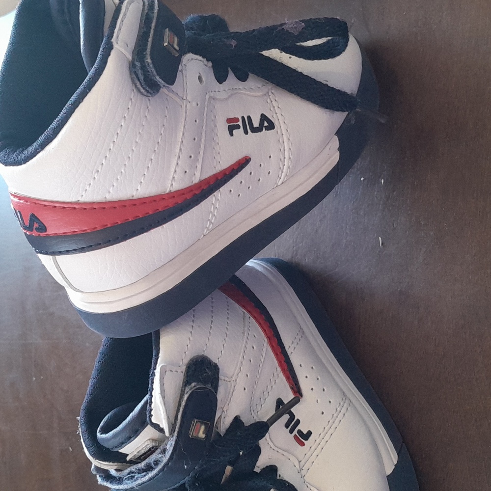 Fila ,  size 7